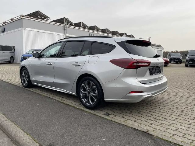 Ford Focus ST Line Wagon