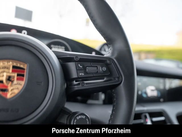 Porsche Taycan 4 Cross Turismo
