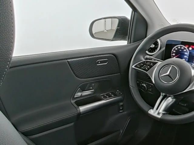 Mercedes-Benz B 180 Progressive