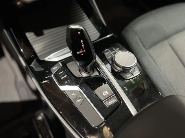 BMW X3 Advantage pakket xDrive