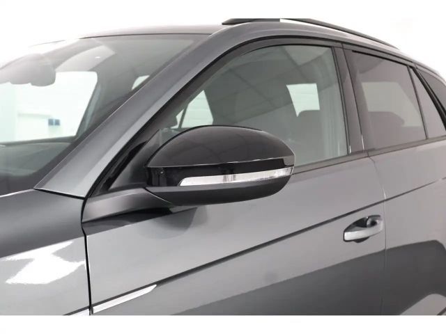 Volkswagen T-Roc 1.5 TSI DSG R-Line