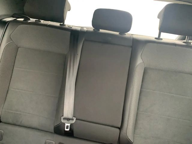 Volkswagen T-Roc 1.0 TSI R-Line