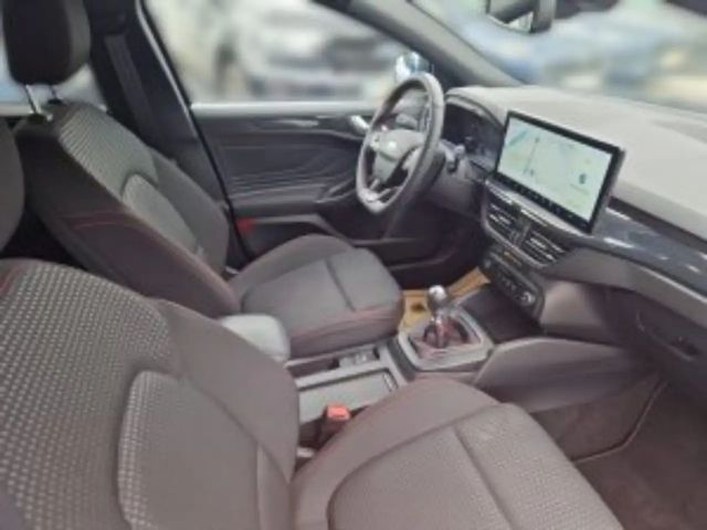 Ford Focus EcoBoost ST Line Wagon