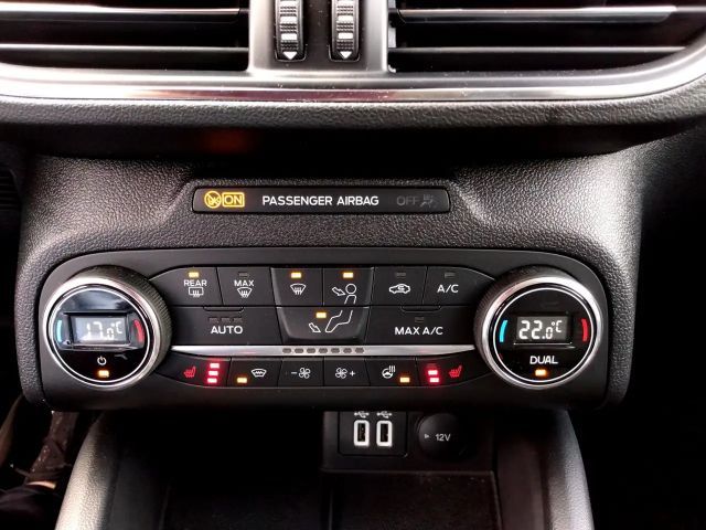 Ford Focus Titanium Wagon