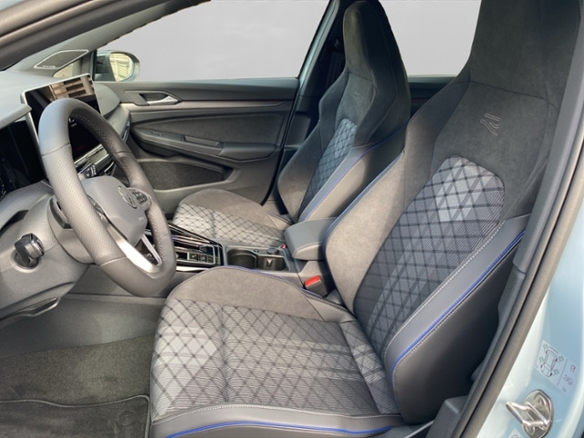 Volkswagen Golf 2.0 TSI 4Motion DSG Golf VIII