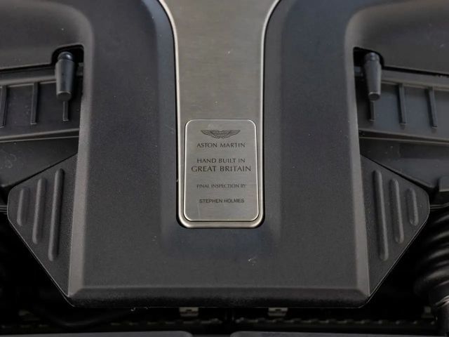 Aston Martin DBX 707 Elwood Blue Sandstorm