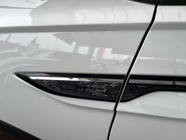 Volkswagen Taigo 1.5 TSI DSG R-Line