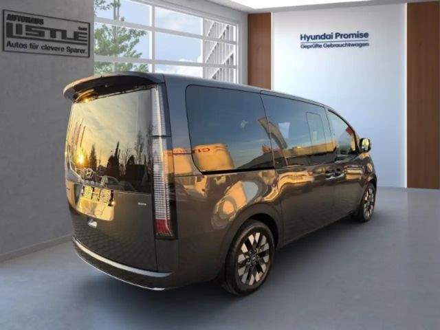 Hyundai Staria Signature Vierwielaandrijving