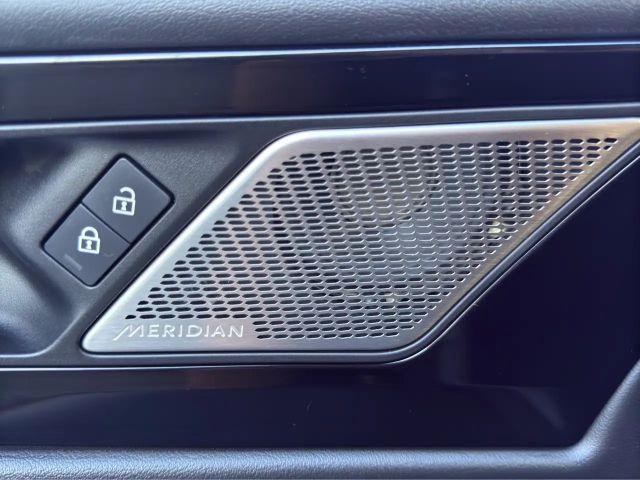 Jaguar XE AWD D200 R-Dynamic S