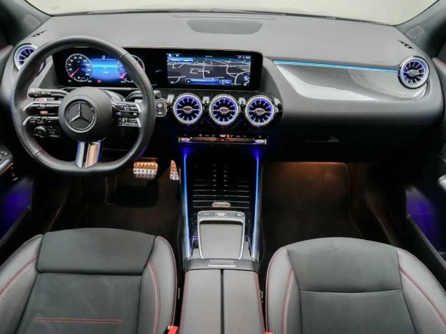 Mercedes-Benz GLA 200 4MATIC GLA 200 d