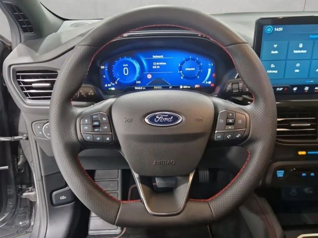 Ford Focus ST Line Wagon