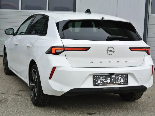 Opel Astra 1.2 Turbo Edition Turbo