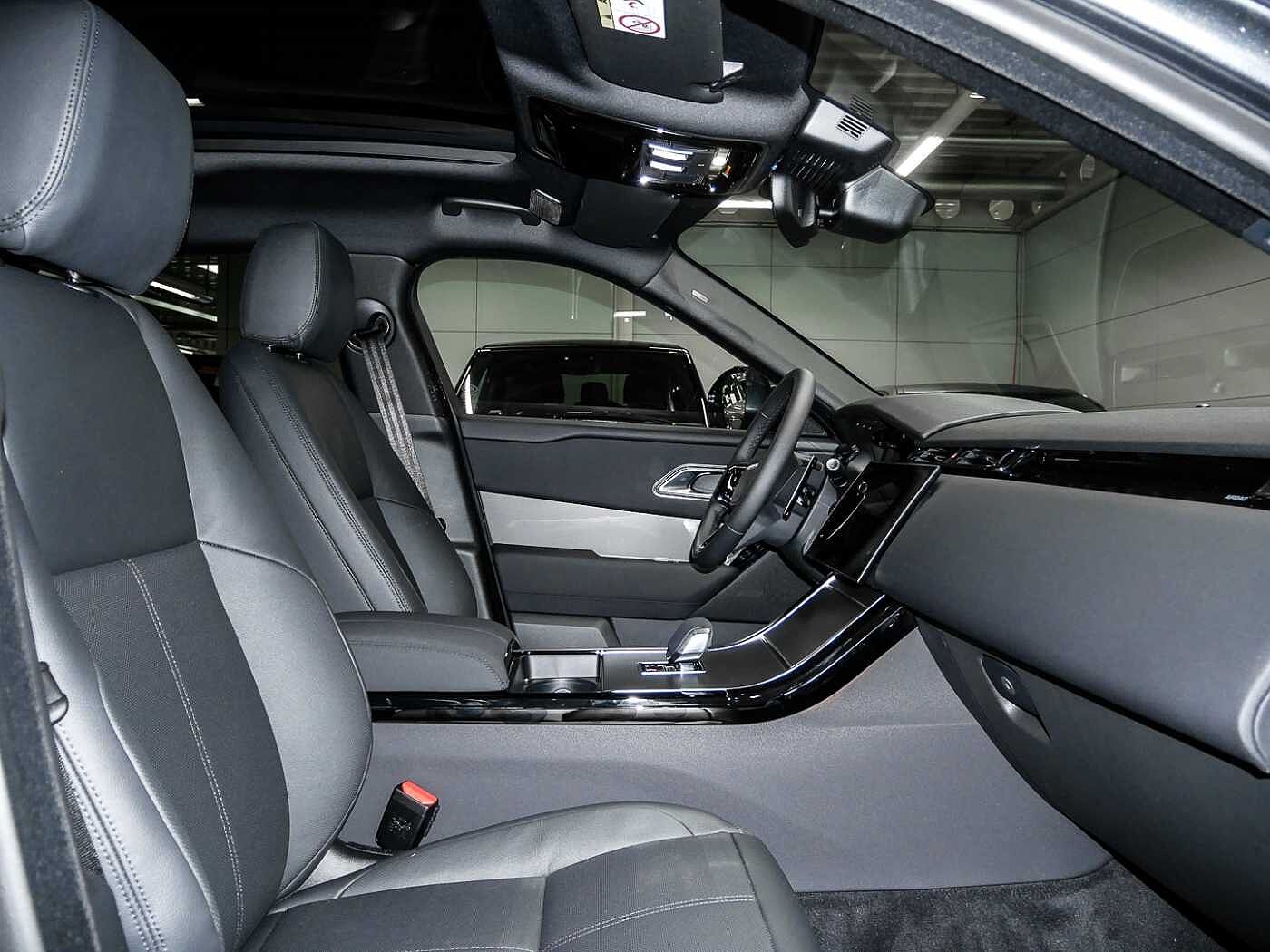 Land Rover Range Rover Velar Dynamic SE