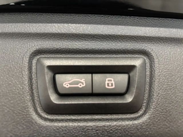 BMW 320 320d M-Sport Touring xDrive