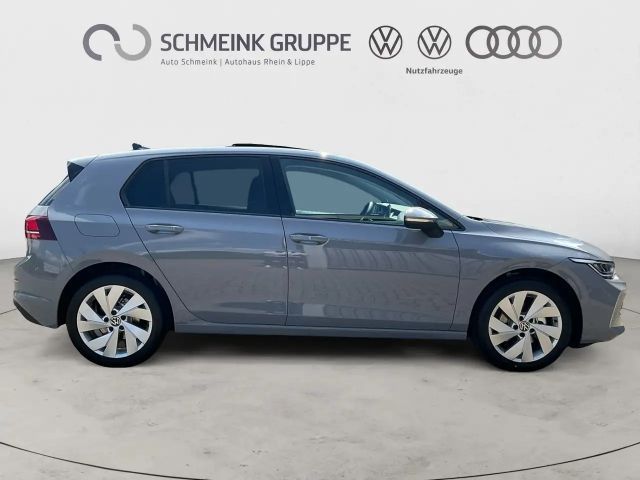 Volkswagen Golf 1.5 TSI Golf VIII Life