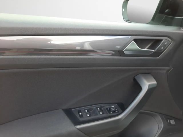 Volkswagen T-Roc 1.5 TSI DSG R-Line Sport