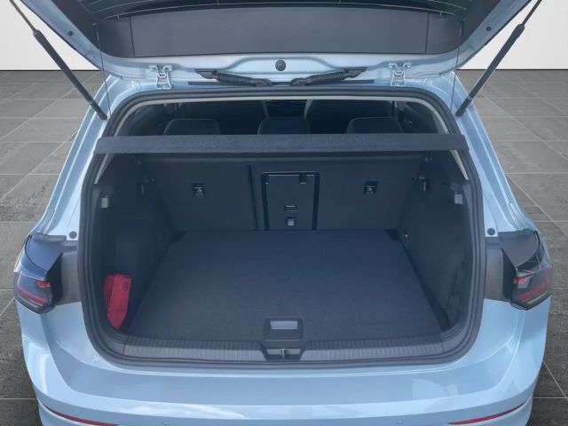 Volkswagen Golf 1.5 eTSI DSG Golf VIII