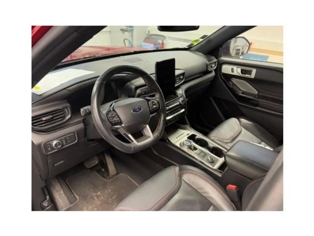 Ford Explorer ST Line