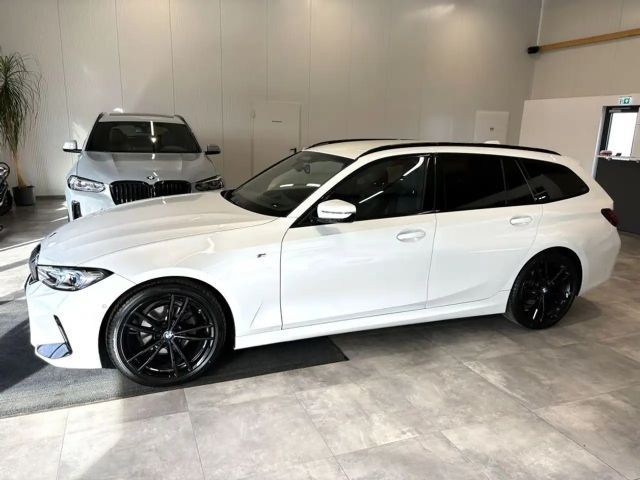BMW 320 320d M-Sport Touring xDrive