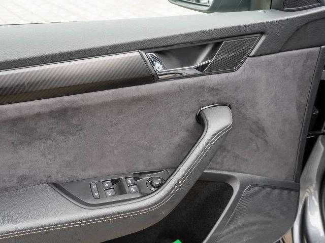 Skoda Superb 2.0 TDI 4x4 Combi Sportline