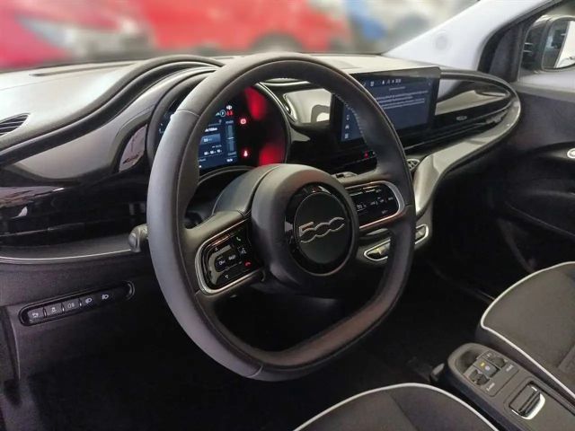 Fiat 500e Neuer 500 Rückfahrkamera Sitzheizung CarPlay PDC