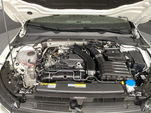 Volkswagen Golf 1.5 TSI Golf VIII