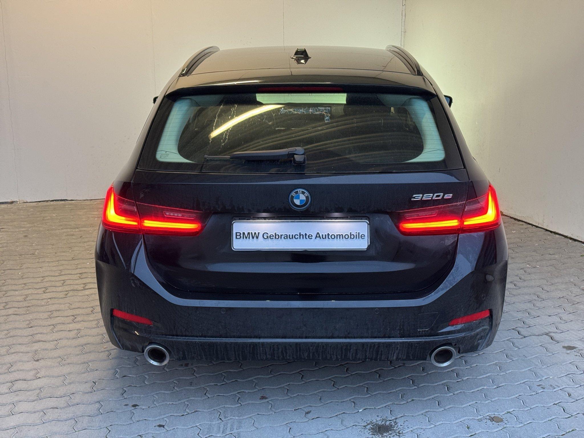 BMW 320 320e Touring