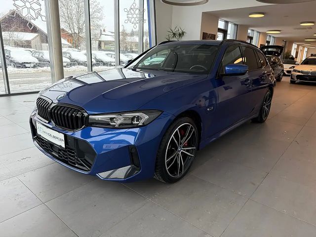 BMW 330 330e M-Sport Touring xDrive