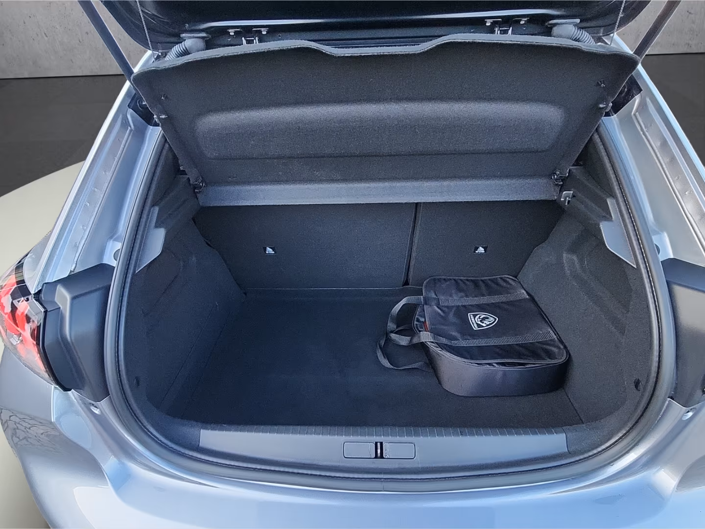 Peugeot E-208 GT-Line