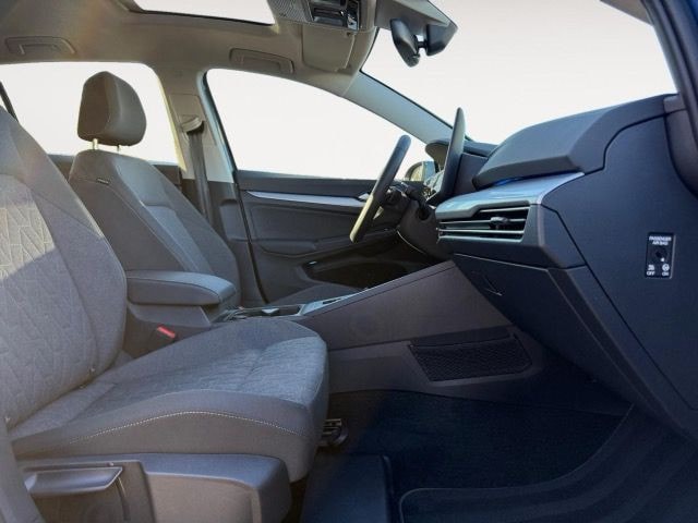 Volkswagen Golf 1.5 eTSI DSG Golf VIII Life