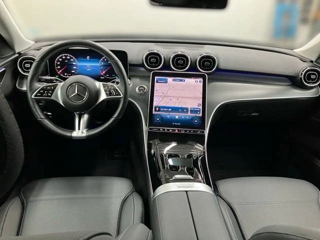 Mercedes-Benz C 200 AVANTGARDE Sedan