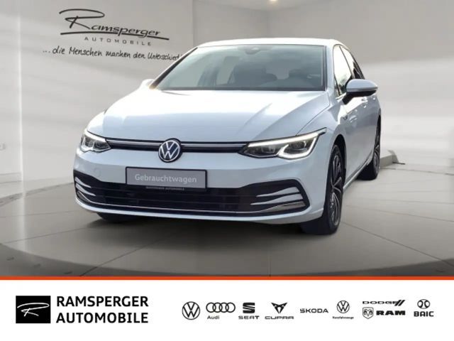 Volkswagen Golf 2.0 TSI DSG Golf VIII Style