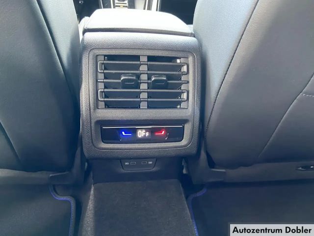 Volkswagen Golf 2.0 TSI 4Motion Variant