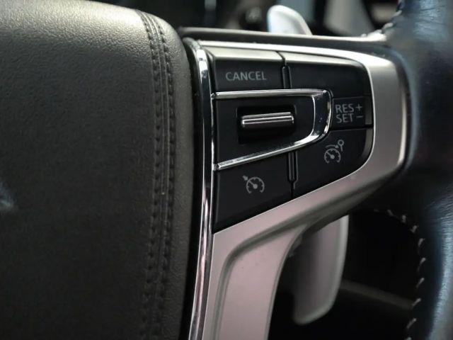 Mitsubishi Outlander +SHZ+STANDHEIZUNG+NAVI+LEDER+LENKRADHEIZ.+