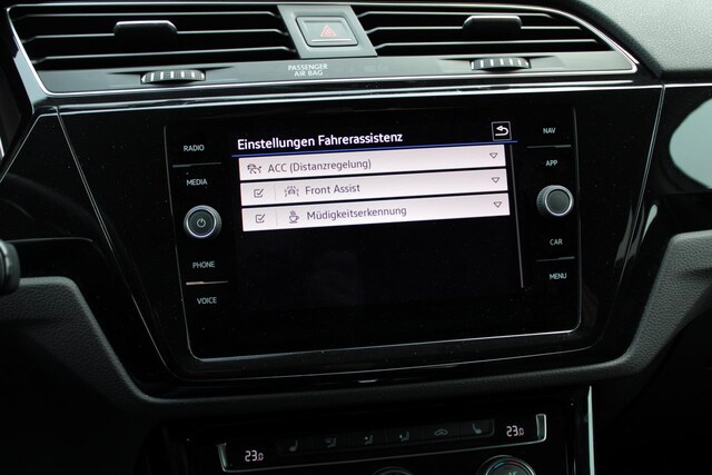 Volkswagen Touran DSG R-Line