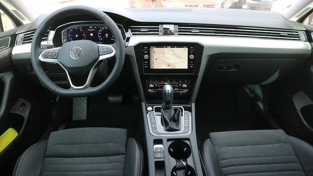 Volkswagen Passat IQ.Drive Variant