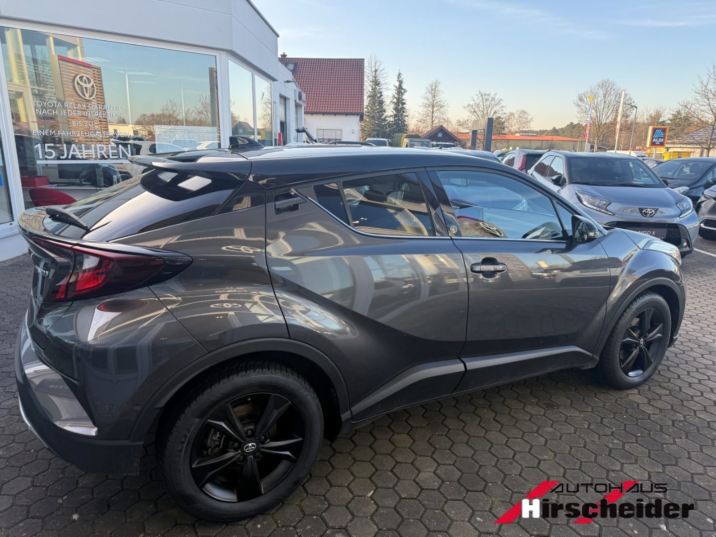 Toyota C-HR 5-deurs Bi-Tone
