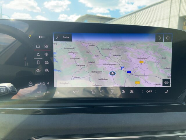 Audi A6 Avant Quattro S-Tronic