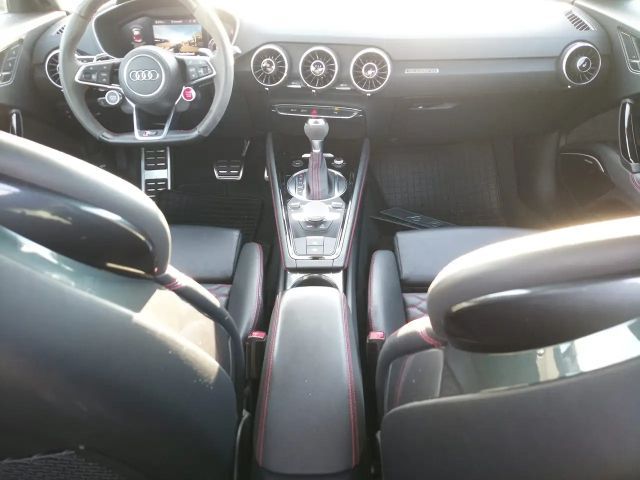 Audi TT RS Coupé Quattro S-Tronic