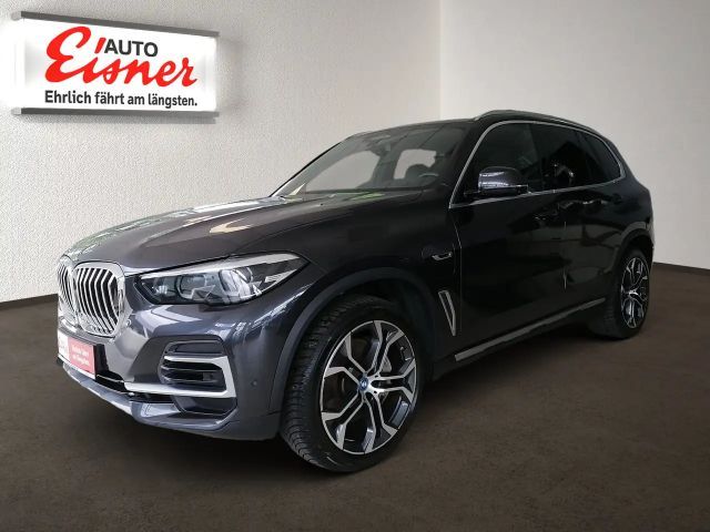 BMW X5 xDrive45e