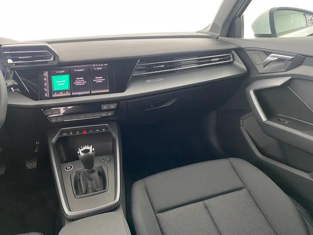 Audi A3 30 TFSI Sedan