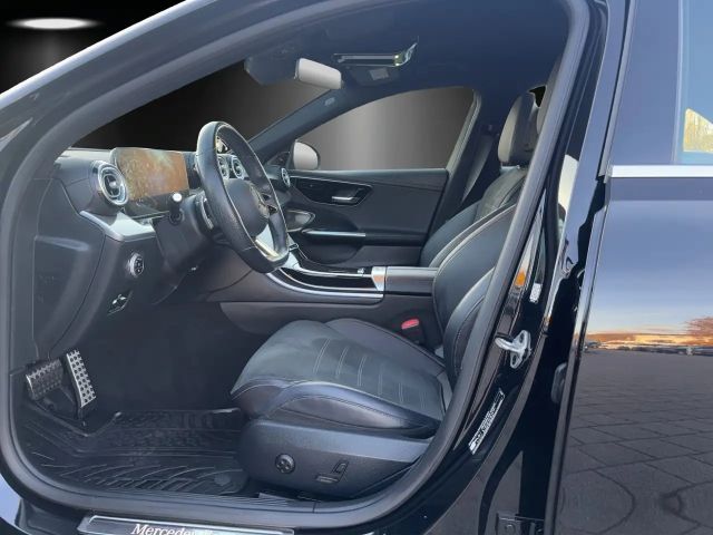 Mercedes-Benz C 300 AMG Line Sedan