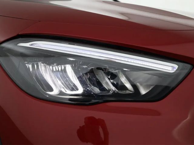 Mercedes-Benz GLA 180 Aut. AHK Park.Assistent Sitzhzg.