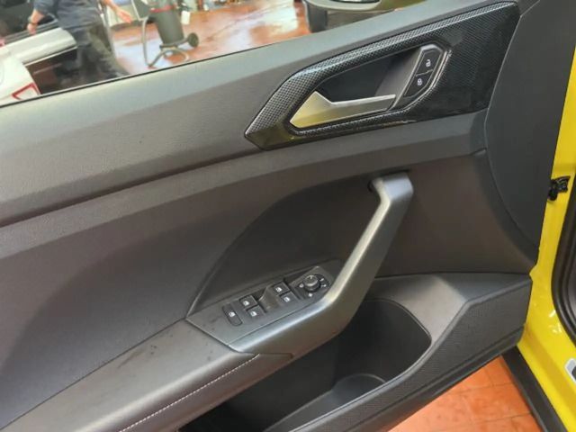 Volkswagen T-Cross 1.5 TSI DSG IQ.Drive R-Line