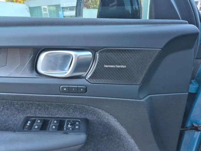 Volvo XC40 Dark Plus Recharge