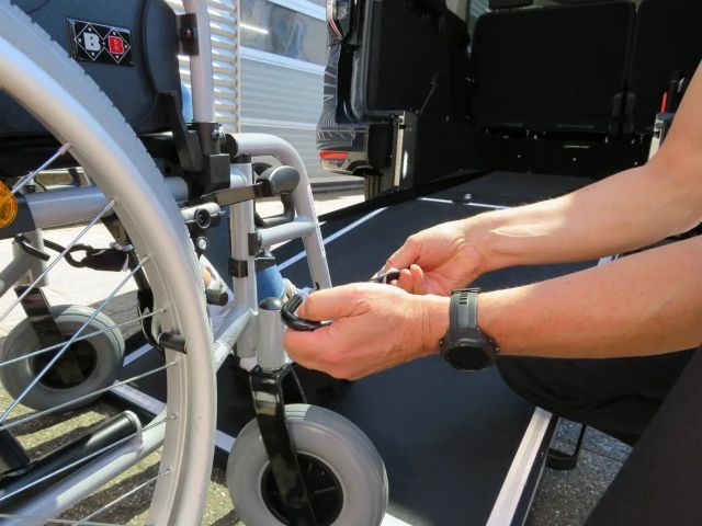 Volkswagen Caddy 1.5 TSI DSG Maxi