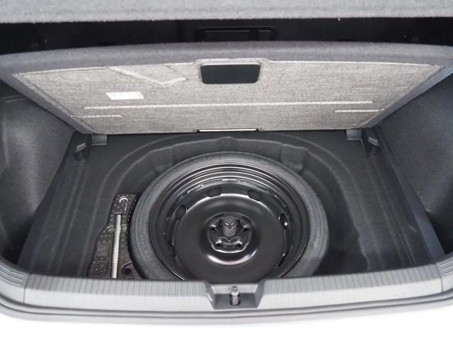 Volkswagen Golf Rabbit TSI