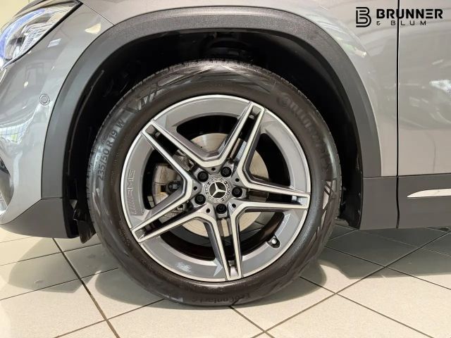 Mercedes-Benz GLA 200 AMG Line Premium