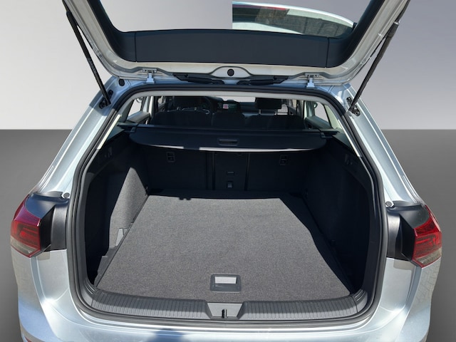 Volkswagen Golf 2.0 TDI Golf VIII Life Variant