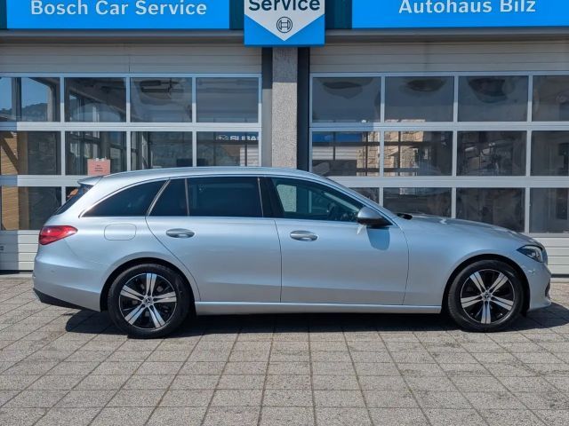 Mercedes-Benz C 180 AVANTGARDE